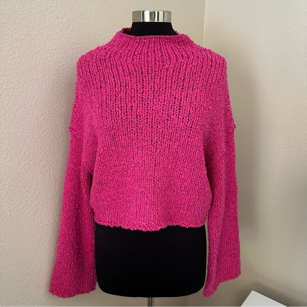 Anthropologie Cropped Mock Neck Knit Bell Sleeves Pink Sweater Size M